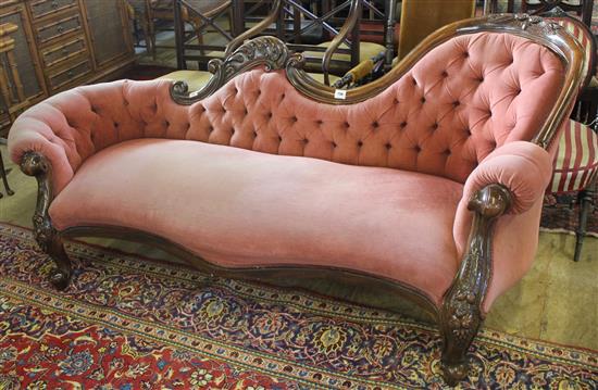 Victorian style chaise lounge(-)